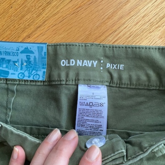 NWT Old Navy shorts - Picture 3 of 5